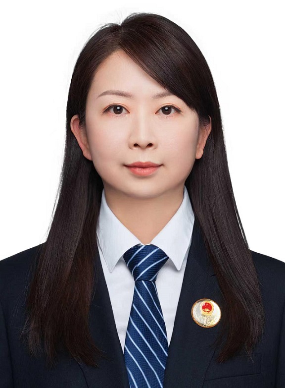 裴香玉 三级公证员 18093169396 (3).jpg